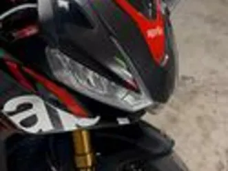 aprilia rsv4 factory