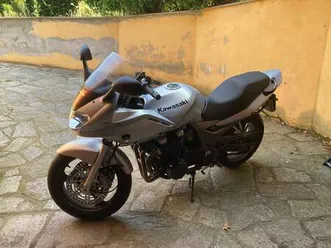 kawasaki zr - 7 s argento