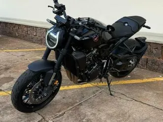 r-black-edition-142cv-abs