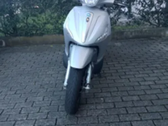 piaggio beverly 350