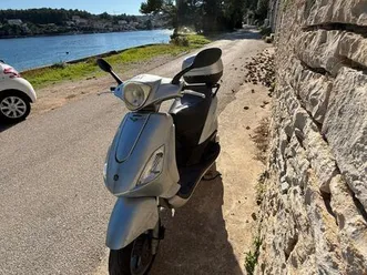piaggio fly 50 49 cm3, 2013 god.