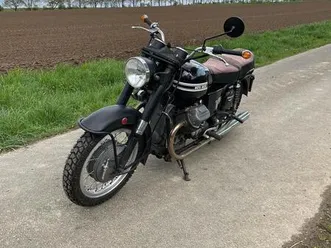 moto guzzi v7 gt
