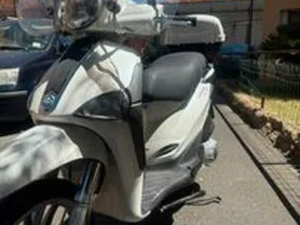 piaggio liberty150 + bauletto originale