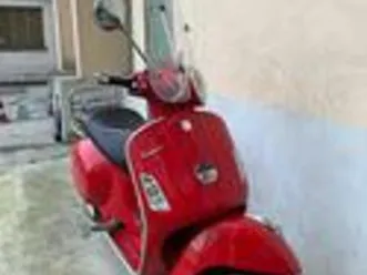 vespa gts 250 rossa