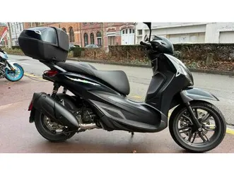 piaggio beverly 300 2023 300 cm3 | scooter | 1 510 km | noir | 59200 tourcoing