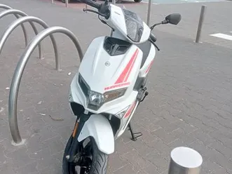 scooter 50 cc keeway hurricane lagos (são sebastião e santa maria)