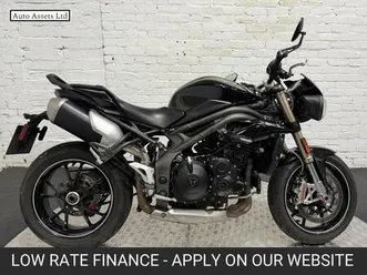 2017 triumph speed triple 1050 1050 s naked petrol manual x-ring euro 4 (140 ps) naked petrol manual