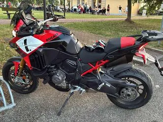 ducati multistrada v4 pikes peak rosso
