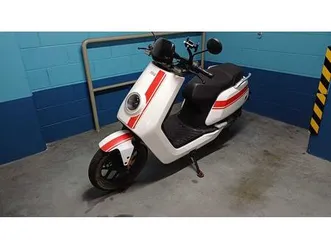 scooter eléctrica niu nqi gts – como nova - 2.500 km benfica
