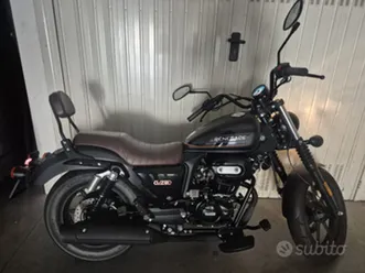 nuova moto renegade sport 125 cc, ancora in