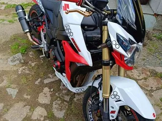 suzuki gsr 750 boleslawiec