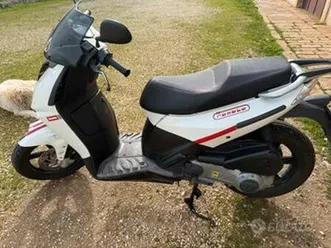 rambla 125 scooter
