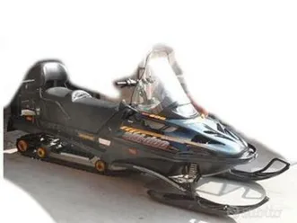 motoslitta ski doo skandic 600