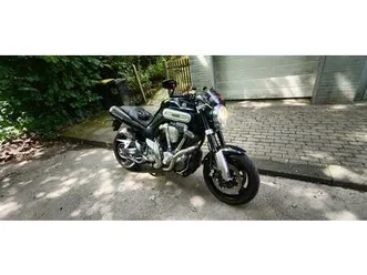 yamaha mt 01 kraftvoller v2 bolide 150nm mit dashcam led-blinker