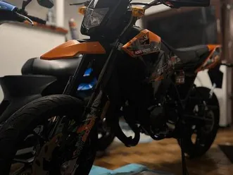 biete eine ksr tr 50 sm von 2015 an!