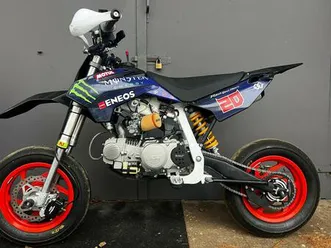 ycf 150 supermoto pitbike – pmt reifen – monster energy design
