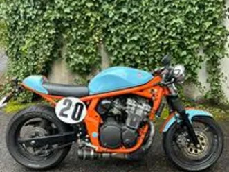 suzuki bandit cafe racer