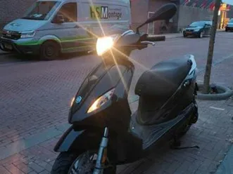 te koop: piaggio new fly, bromscooter, 2012 — scooters | piaggio — marktplaats