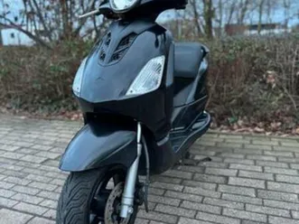 piaggio fly/derbi boulevard 187cc brom — scooters | piaggio — marktplaats