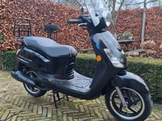 sym fiddle 2018 blauw kenteken — scooters | sym — marktplaats