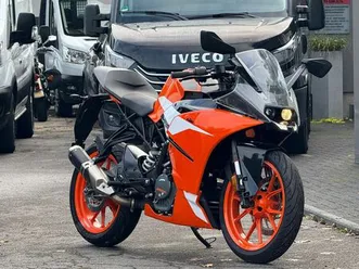ktm rc 125/1. hand/scheckheft/nur 4100km
