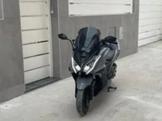 kymco ak 550