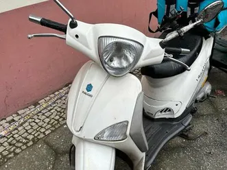 piaggio liberty 50 ccm roller moped