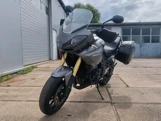 triumph tiger 1050
