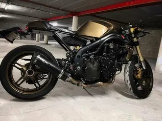 ② speed triple cafe racer