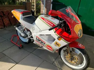 ② cagiva mito 125 7 speed