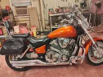 +0near mint 2004 vtx 1800 honda