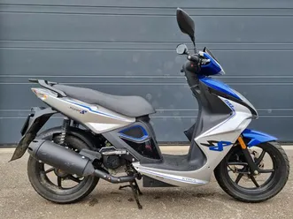 super 8-50 s (45km/h)