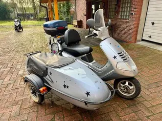 piaggio hexagon 125 (mit beiwagen)