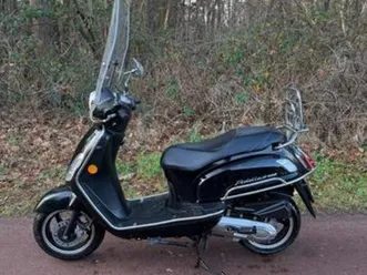 sym fiddle ii - bouwjaar 2019 - inclusief accessoires — scooters | sym — marktplaats