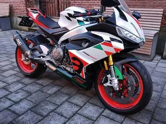 ② aprilia rs660 extrema slechts 1000km op de teller!