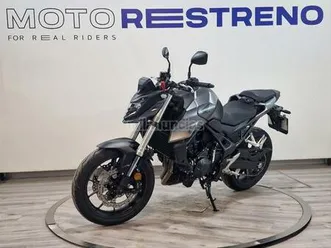 honda - cb 750 hornet