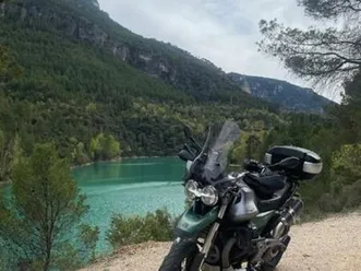 moto guzzi - v85tt centenario