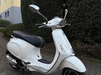 vespa sprint 50