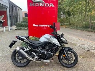 ② honda cb750 hornet (année de construction 2025)