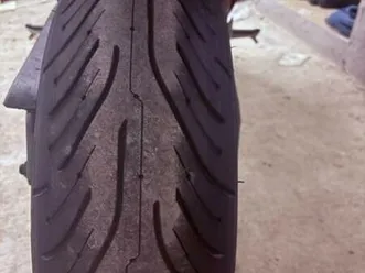 triumph - tiger 1050 se