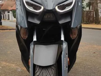yamaha x-max