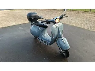 ② elektrische scooter emco 50km/h