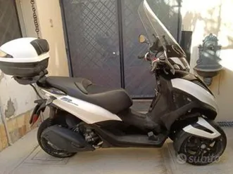 piaggio mp3 300 yourban lt
