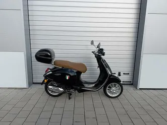 piaggio vespa primavera 50 2024 *1.hand* *673km* *topcase*