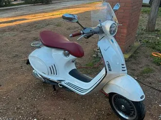 v.vespa 946 mod:2016 5500km