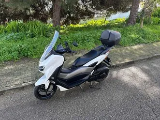 yamaha nmax 125 (ano 2024) - 5.500 km - branca - novíssima amora