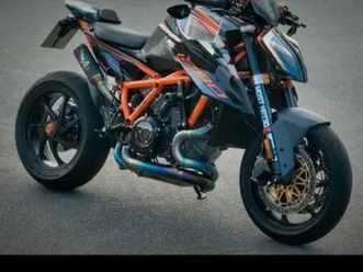 ktm 1290 super duke r bj. 2023 - top zustand