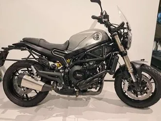 benelli leoncino 800 grigio