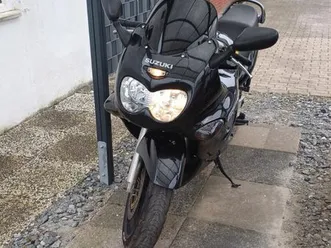 suzuki gsx750f