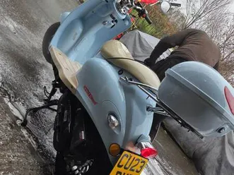 2023, 50 (cc) moped scooter retro
